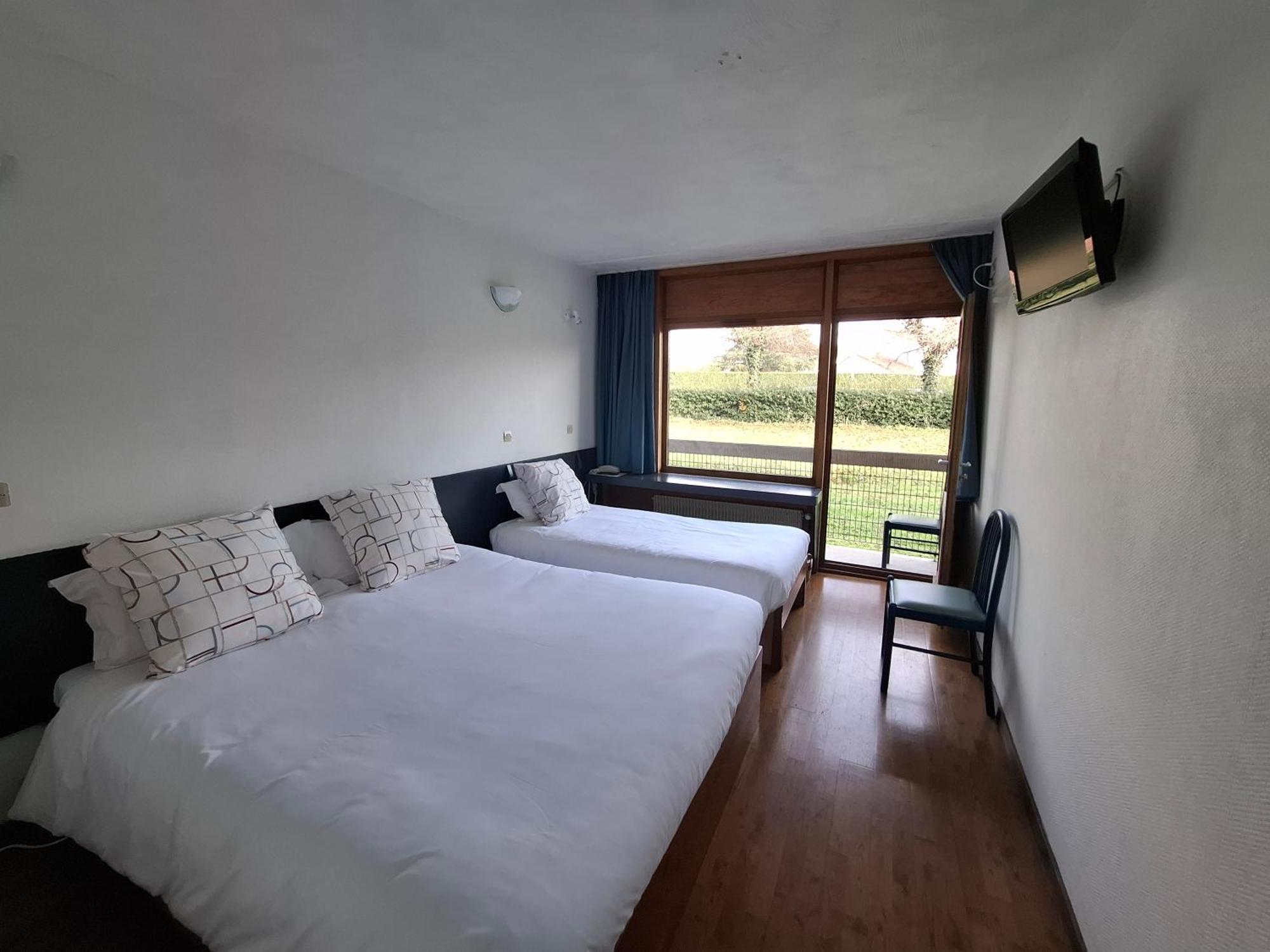 Hotel Restaurant Cirius Montrond-les-Bains Εξωτερικό φωτογραφία