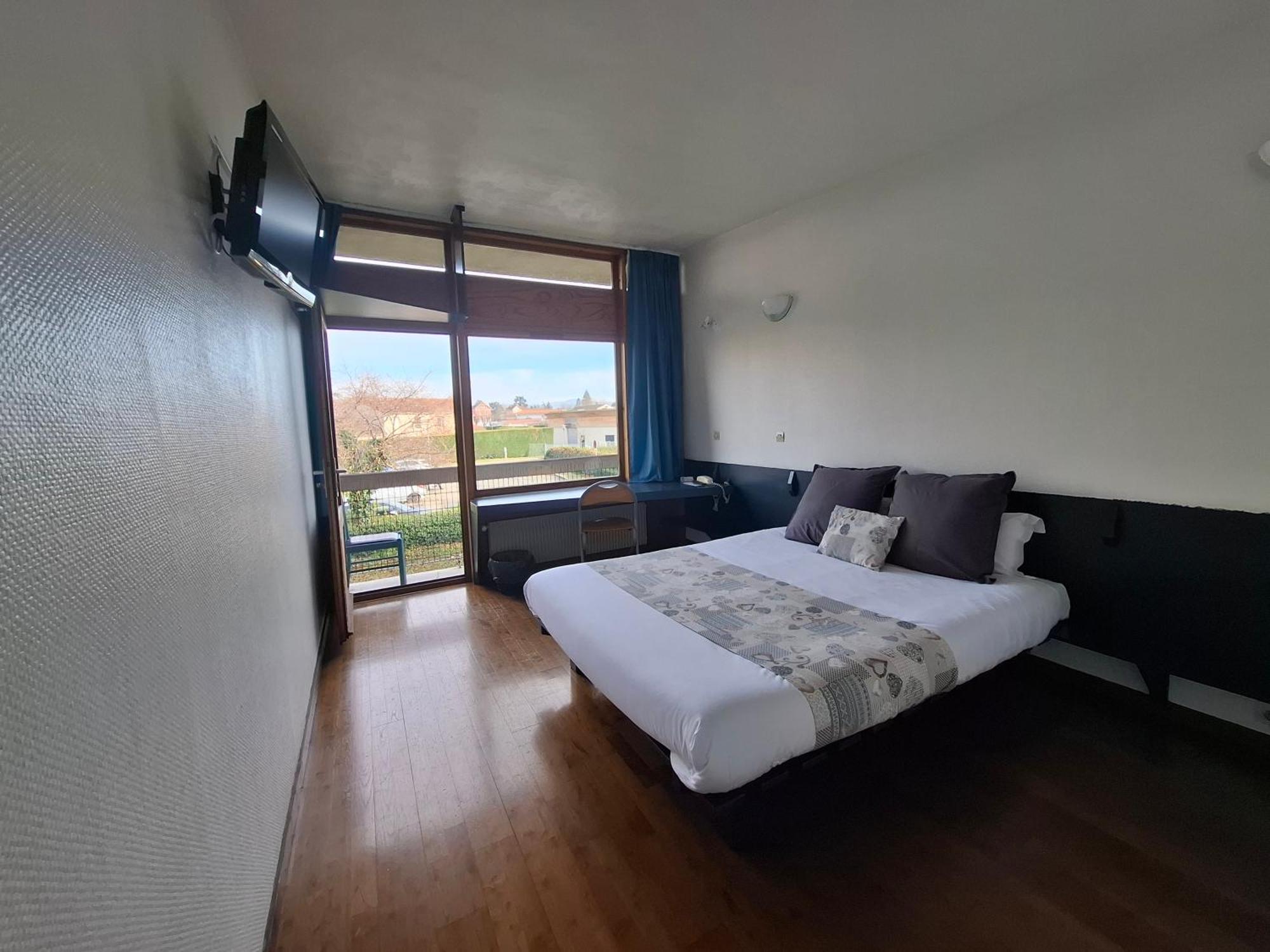 Hotel Restaurant Cirius Montrond-les-Bains Εξωτερικό φωτογραφία